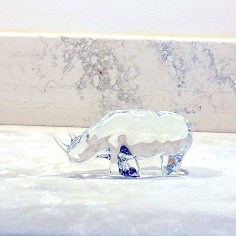 Rhinoceros Art Glass Vintage Paperweight Made in Sweden Signed Tyko Axelsson EUC